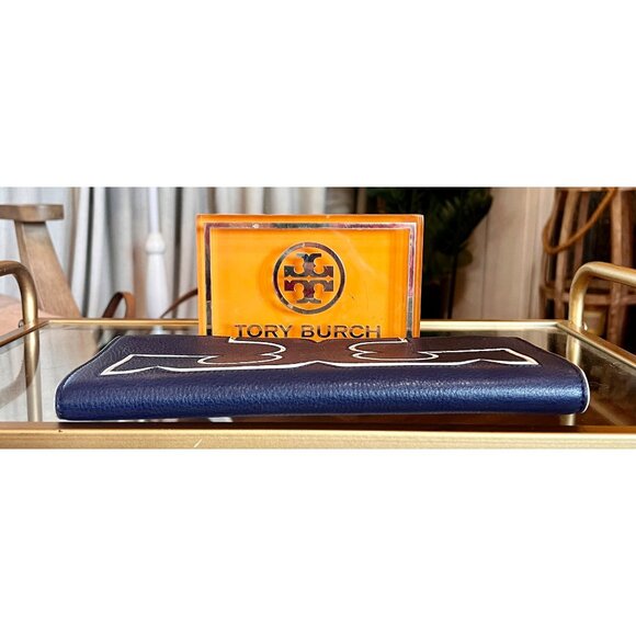 Beautiful Authentic Tory Burch Navy Blue and White Leather Serif Clutch - Picture 4 of 10